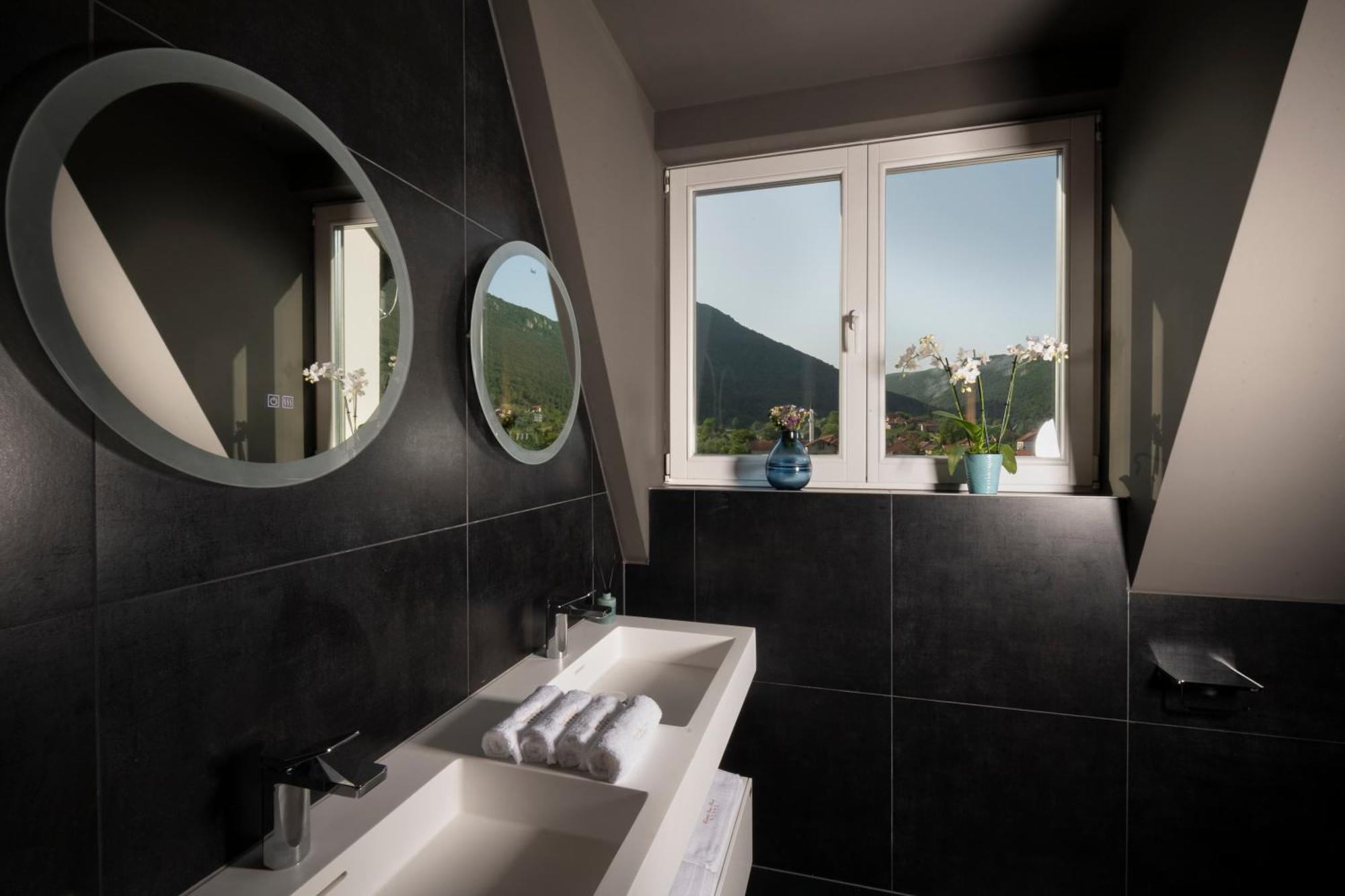 Resort Una Park Bihac Bilik gambar